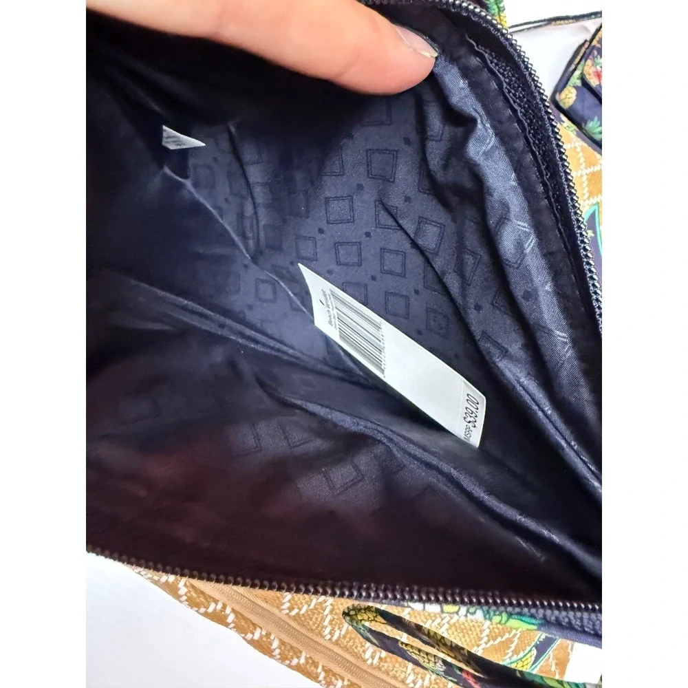 VERA BRADLEY TOUCAN PARTY TOTE, BEACH TOWEL & WRISTLET/ WALLET BEACH BAG SET - Picture 7 of 16